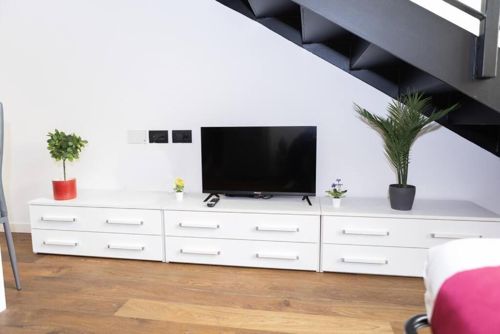 Darsena Charming Apartment By 101Flats Milano Exterior foto